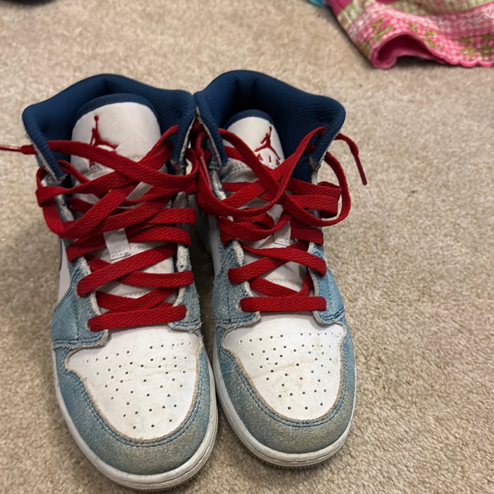 Kids Blue and White Sneakers with Red Laces